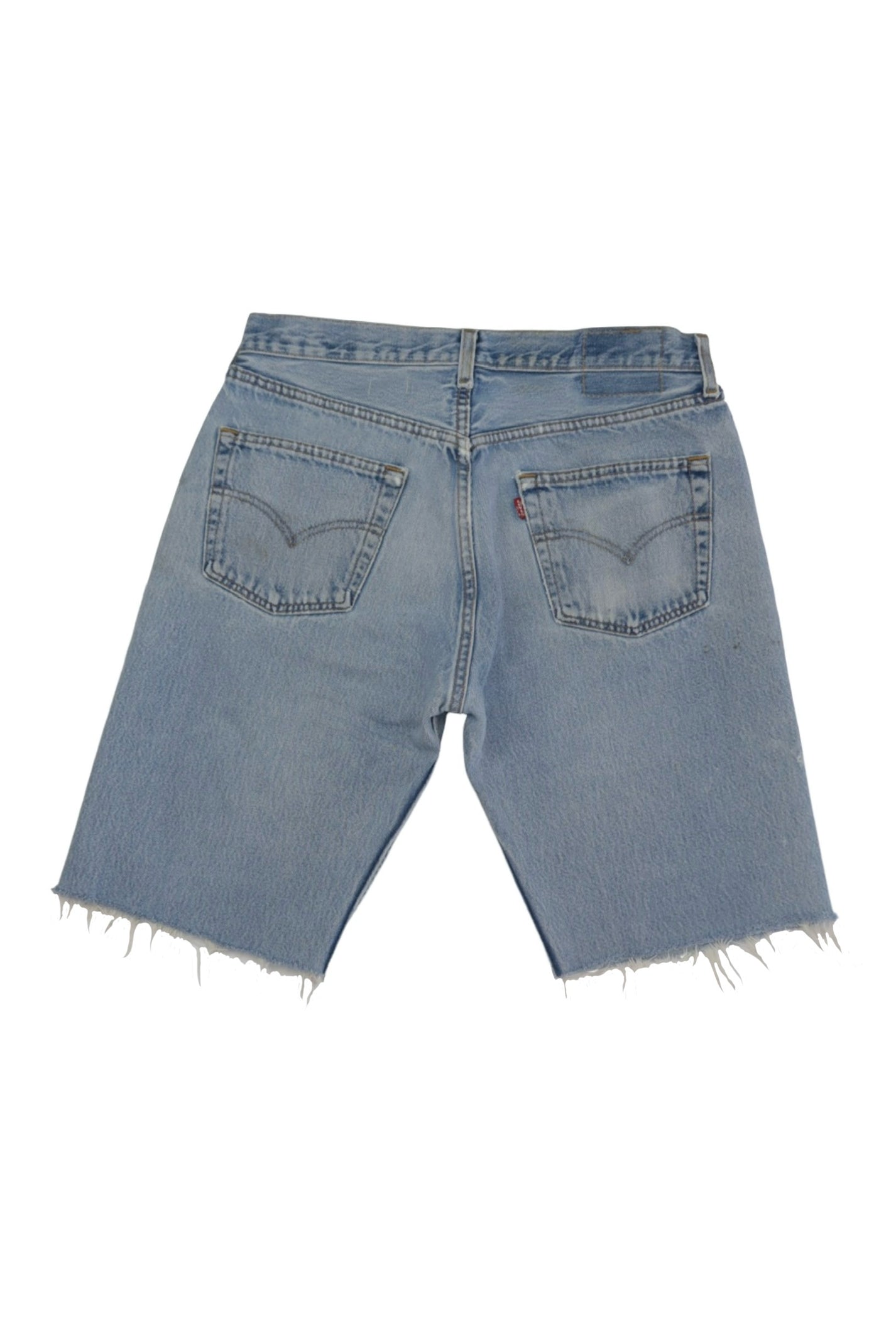 Vintage Levi’s Shorts • 32 mens / 30 wmns