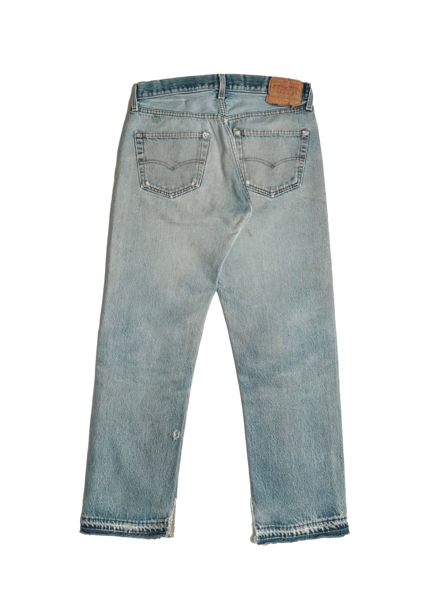 Vintage Levi’s • 31 mens / 29 wmns