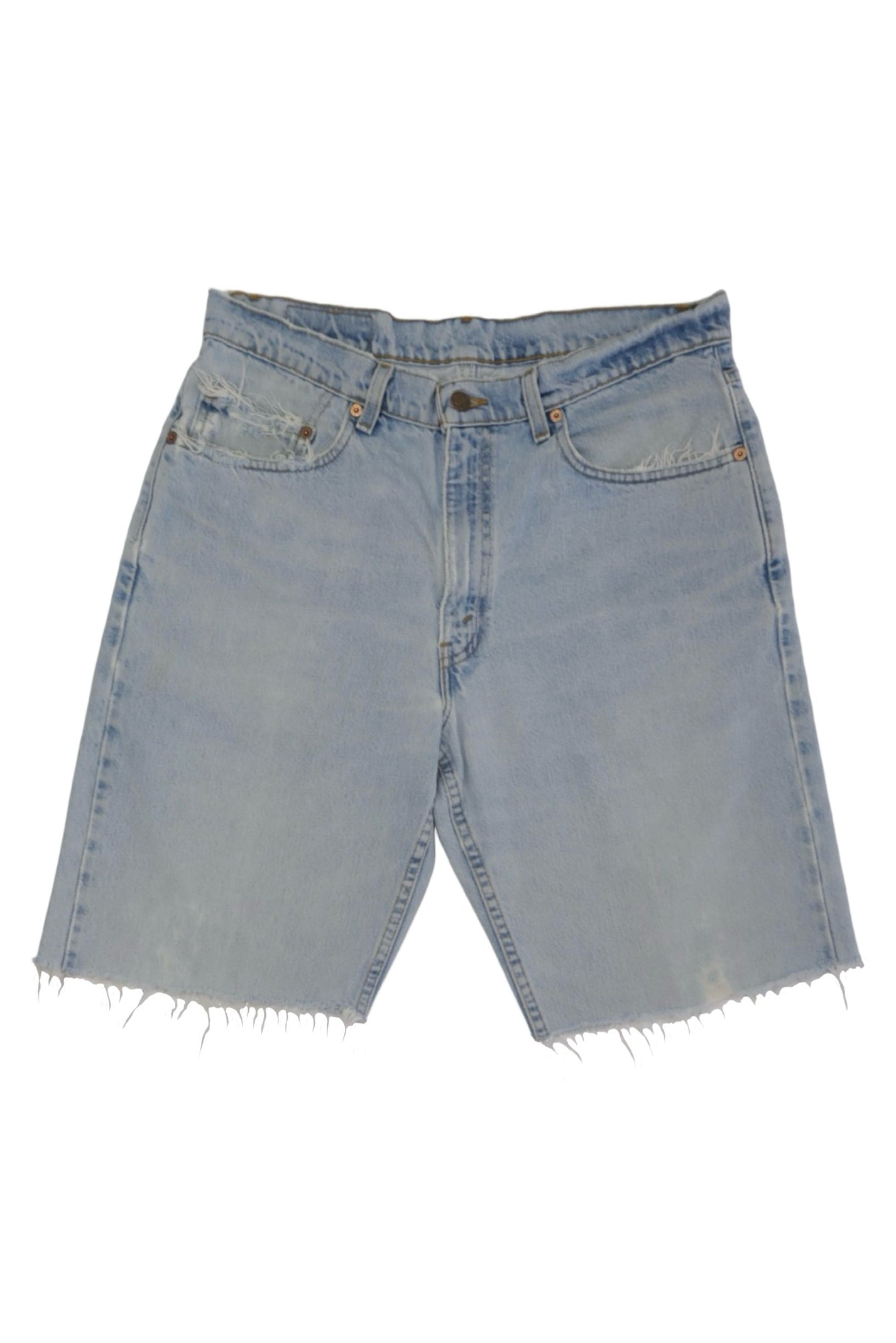 Vintage Levi’s Shorts • 32 mens / 30 wmns
