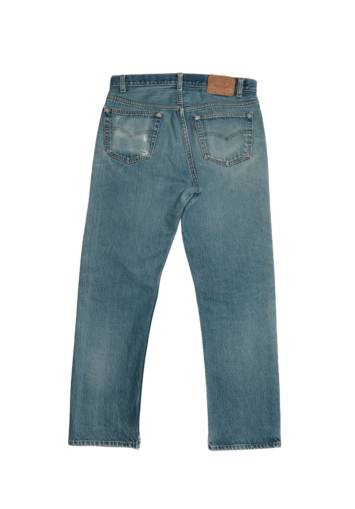 Vintage Levi’s • 32 mens / 30 wmns