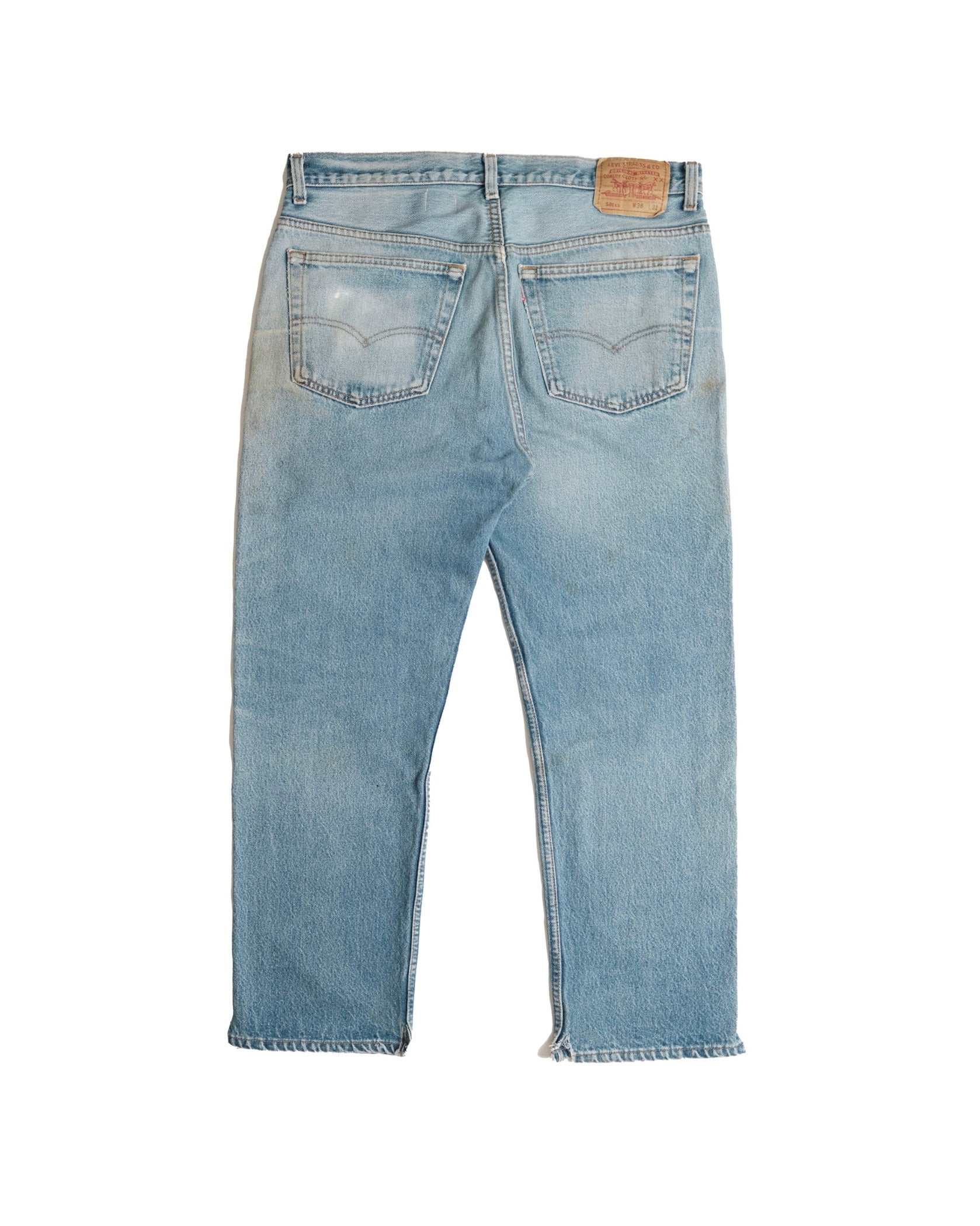 Vintage Levi’s • 36 mens / 34 wmns