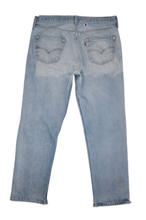 Vintage Levi’s • 36 mens / 34 wmns