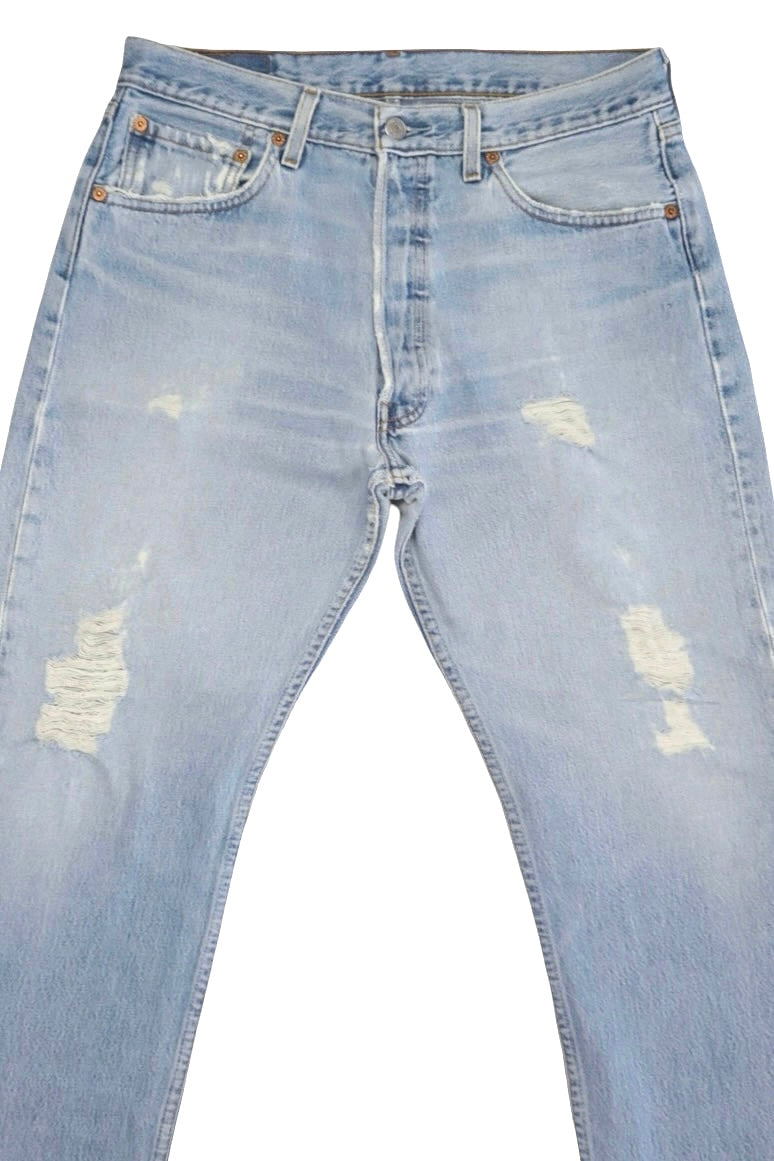 Vintage Levi’s • 31 mens / 29 wmns