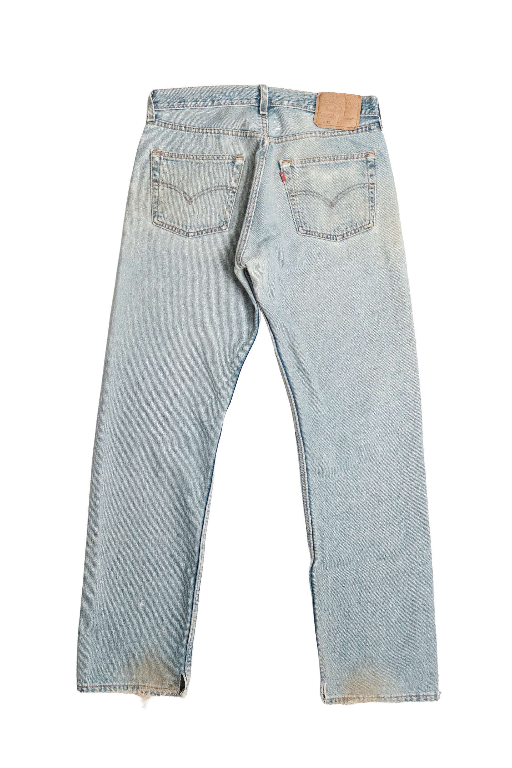 Vintage Levi’s • 31 mens / 29 wmns