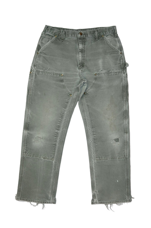 Vintage Carhartt Jeans • 34 mens / 32 wmns