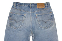 Vintage Levi’s • 31 mens / 29 wmns