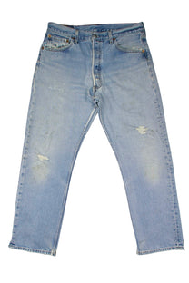 Vintage Levi’s • 31 mens / 29 wmns