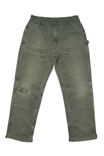 Vintage Carhartt Jeans • 33 mens / 31 wmns