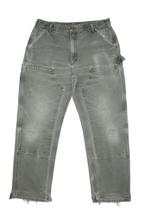 Vintage Carhartt Jeans • 34 mens / 32 wmns