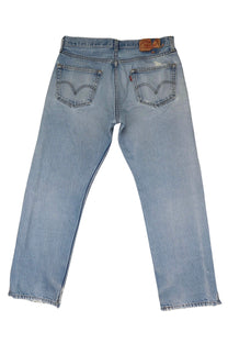 Vintage Levi’s • 32 mens / 30 wmns