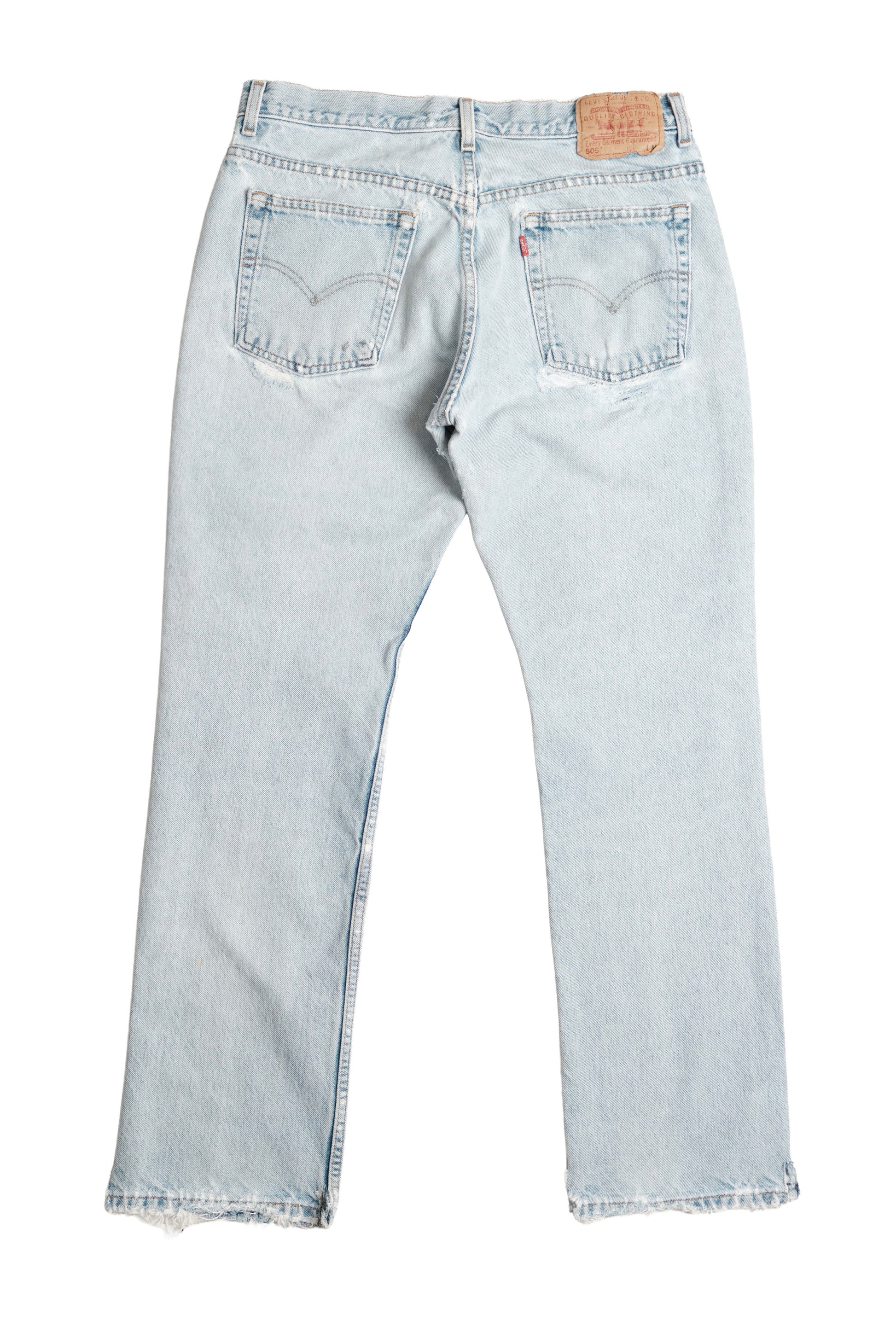 Vintage Levi’s • 32 mens / 30 wmns