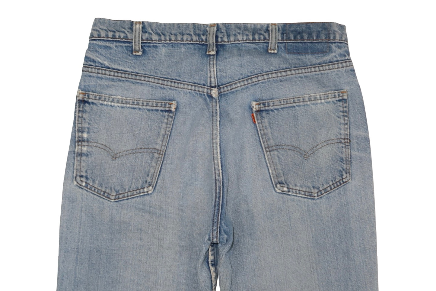 Vintage Levi’s • 32 mens / 30 wmns