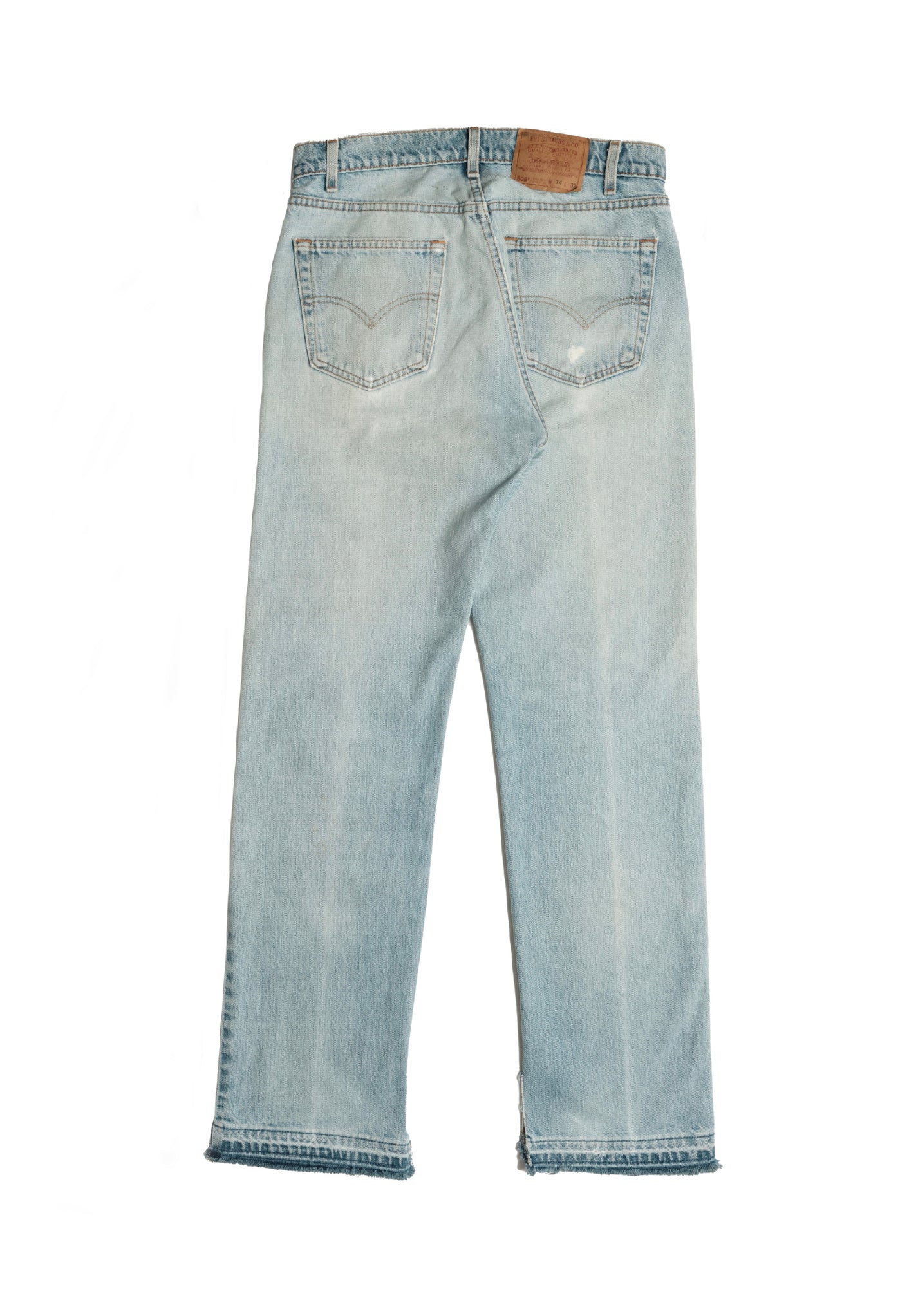 Vintage Levi’s • 32 mens / 30 wmns