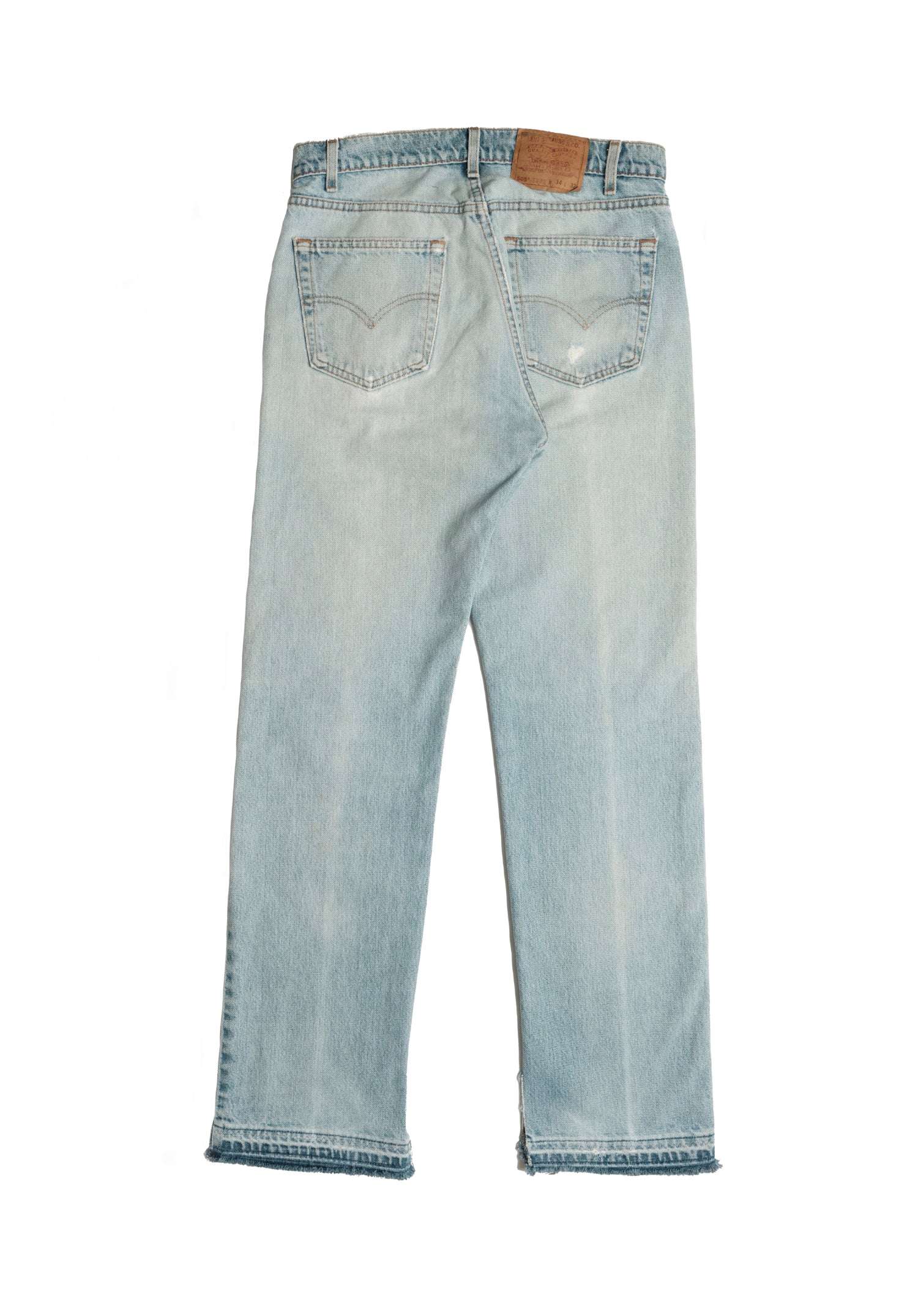 Vintage Levi’s • 32 mens / 30 wmns