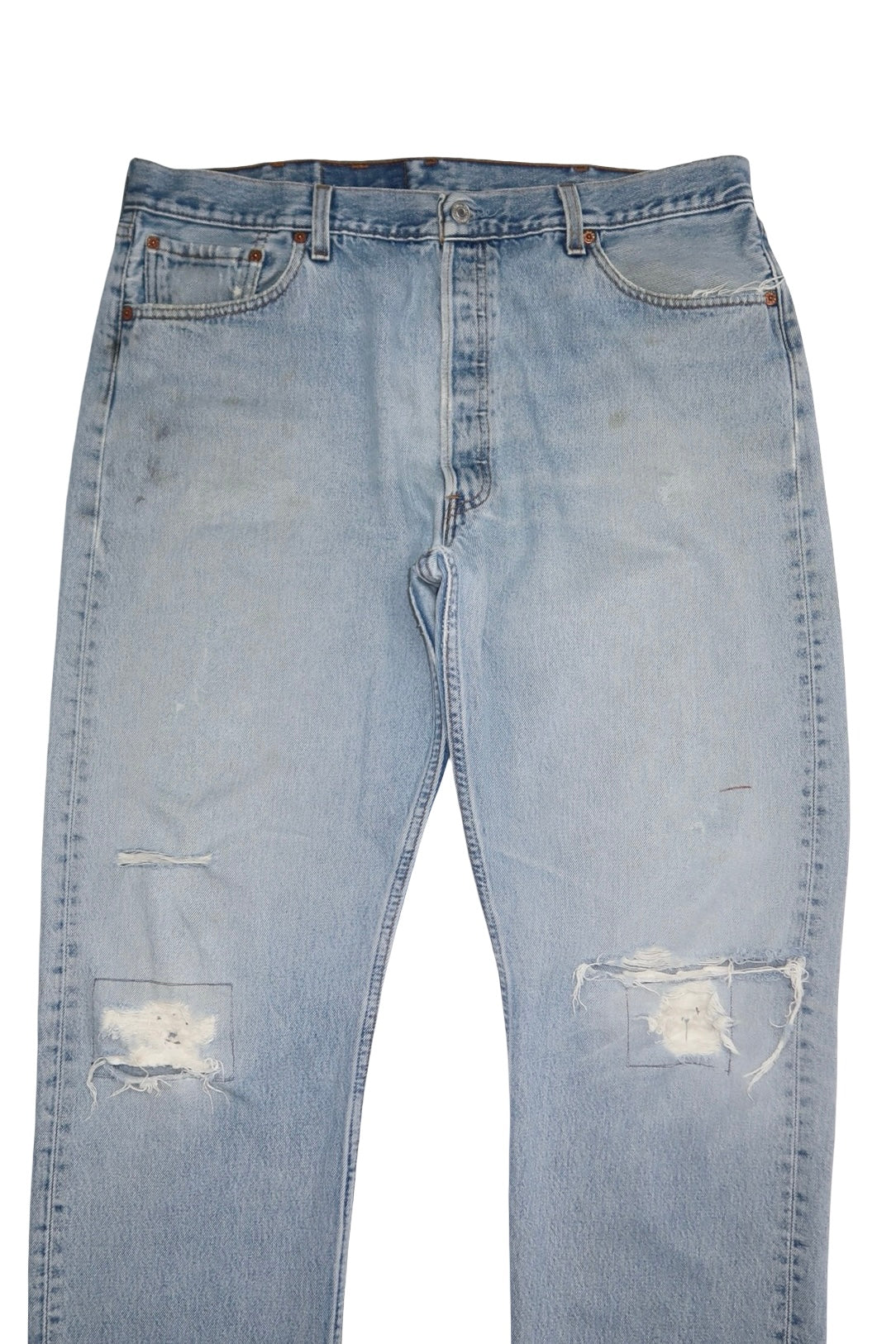 Vintage Levi’s • 38 mens / 36 wmns