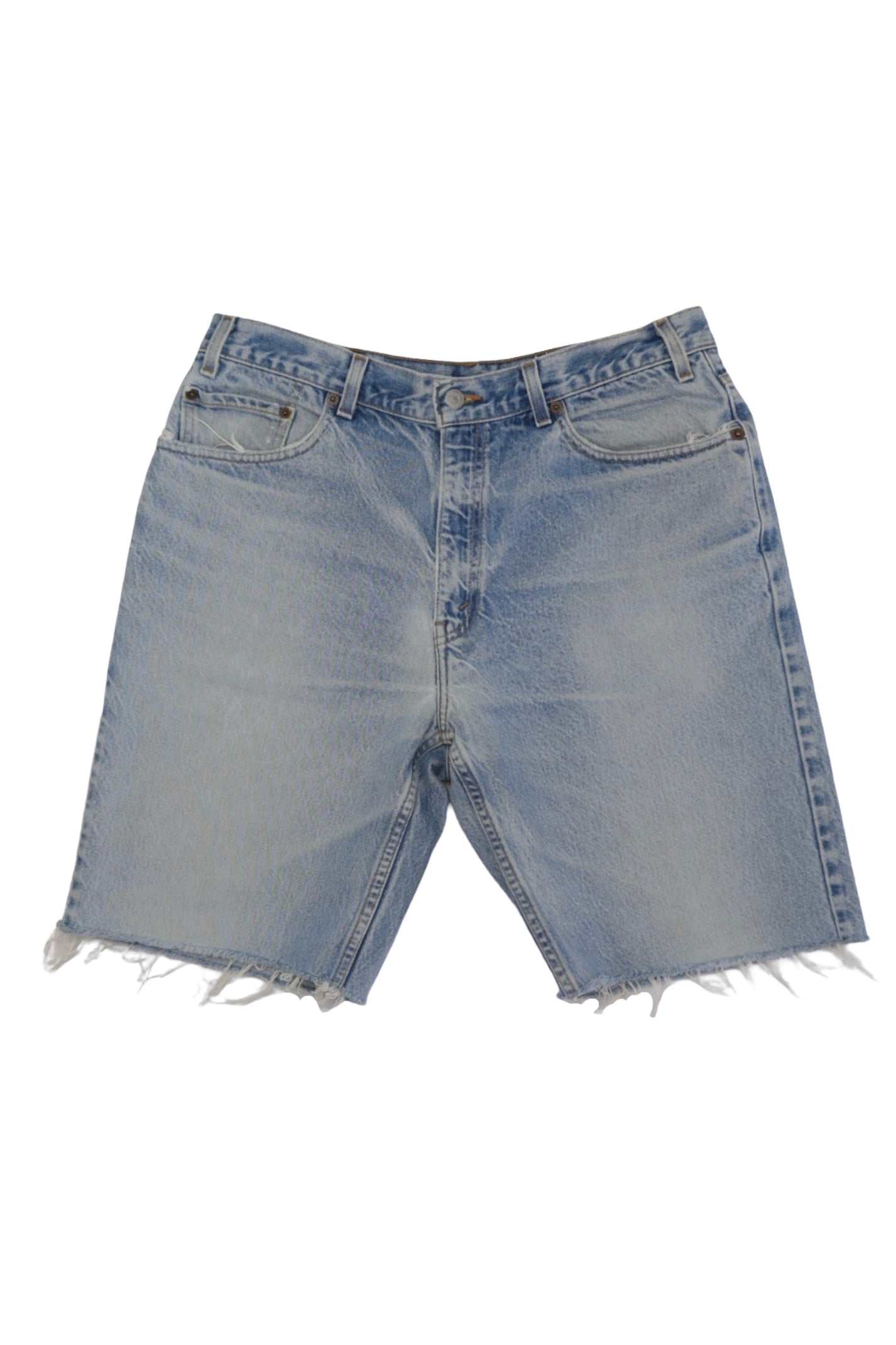Vintage Levi’s Shorts • 36 mens / 34 wmns