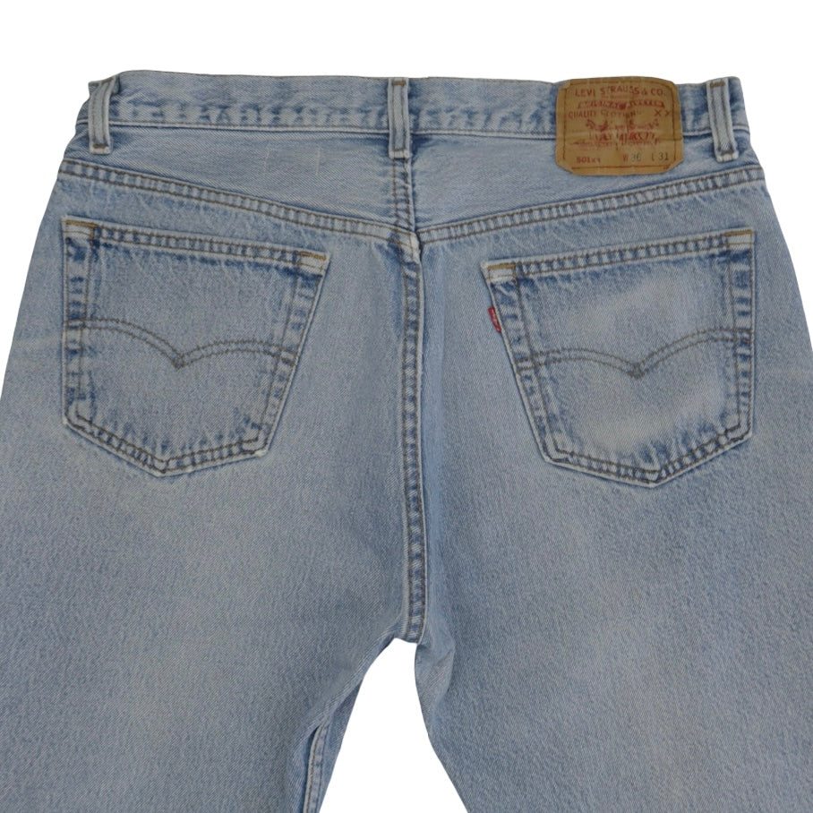 Vintage Levi’s • 33 mens / 31 wmns