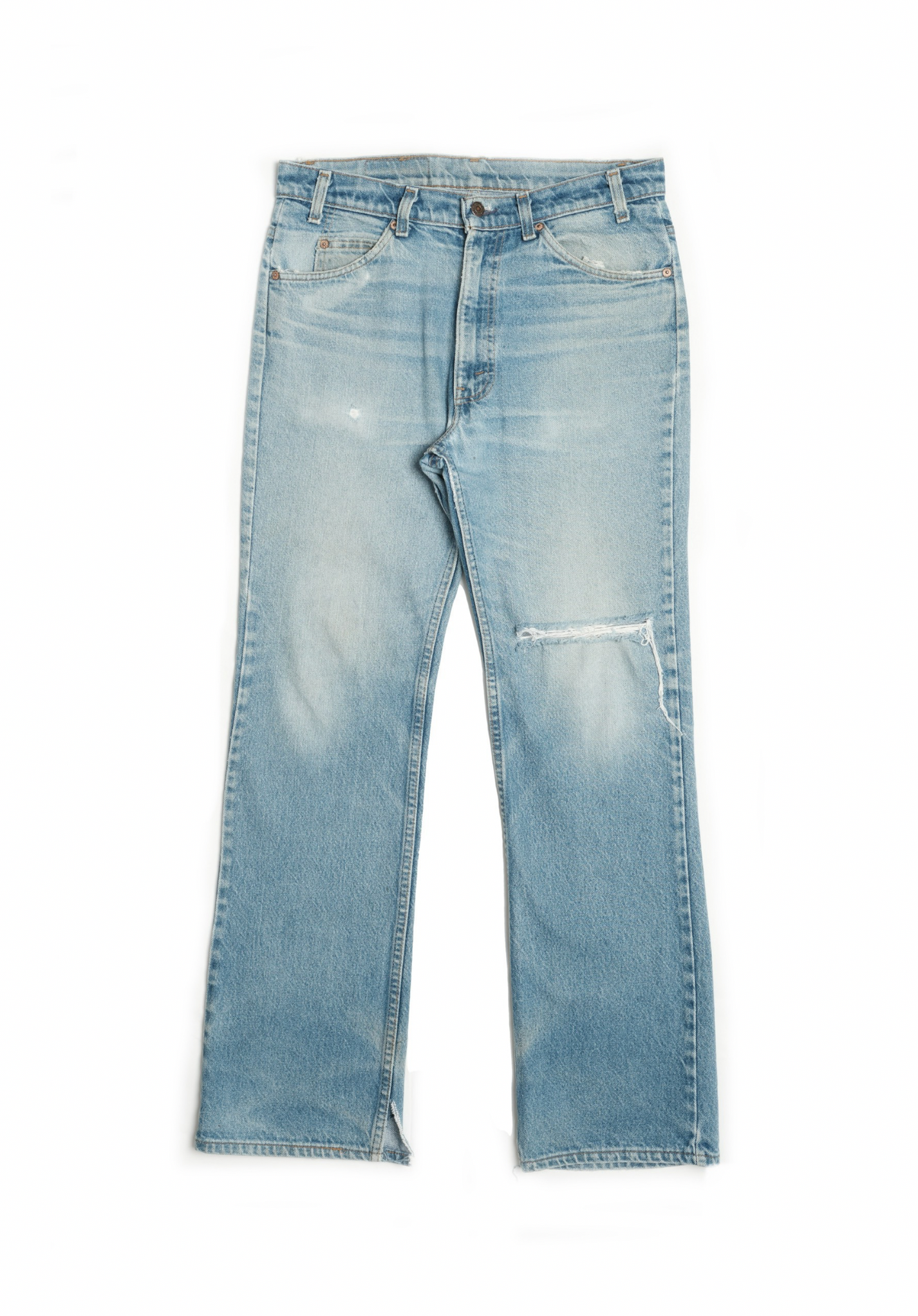 Vintage Levi’s • 32 men’s / 30 wmns