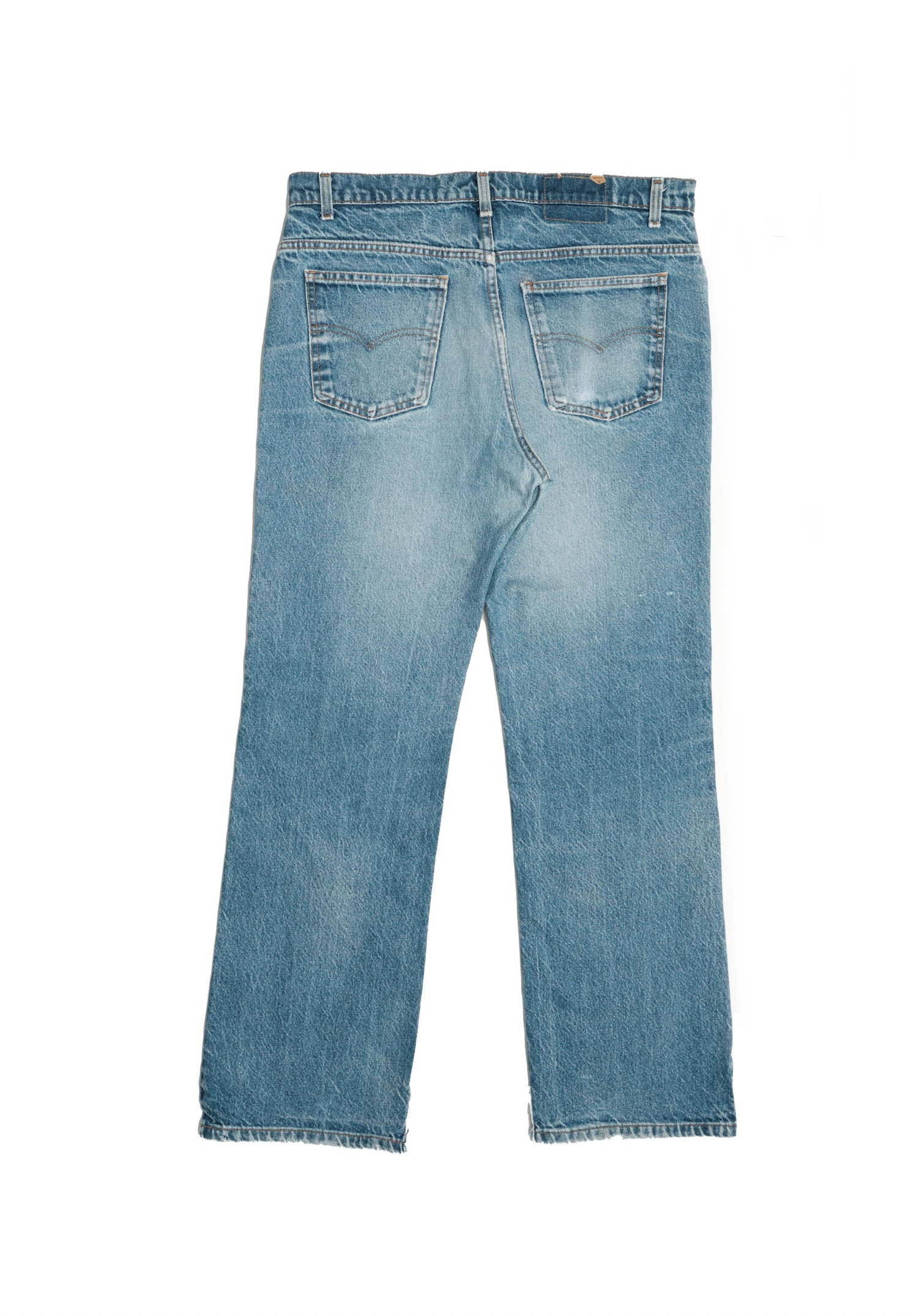 Vintage Levi’s • 36 mens / 34 wmns