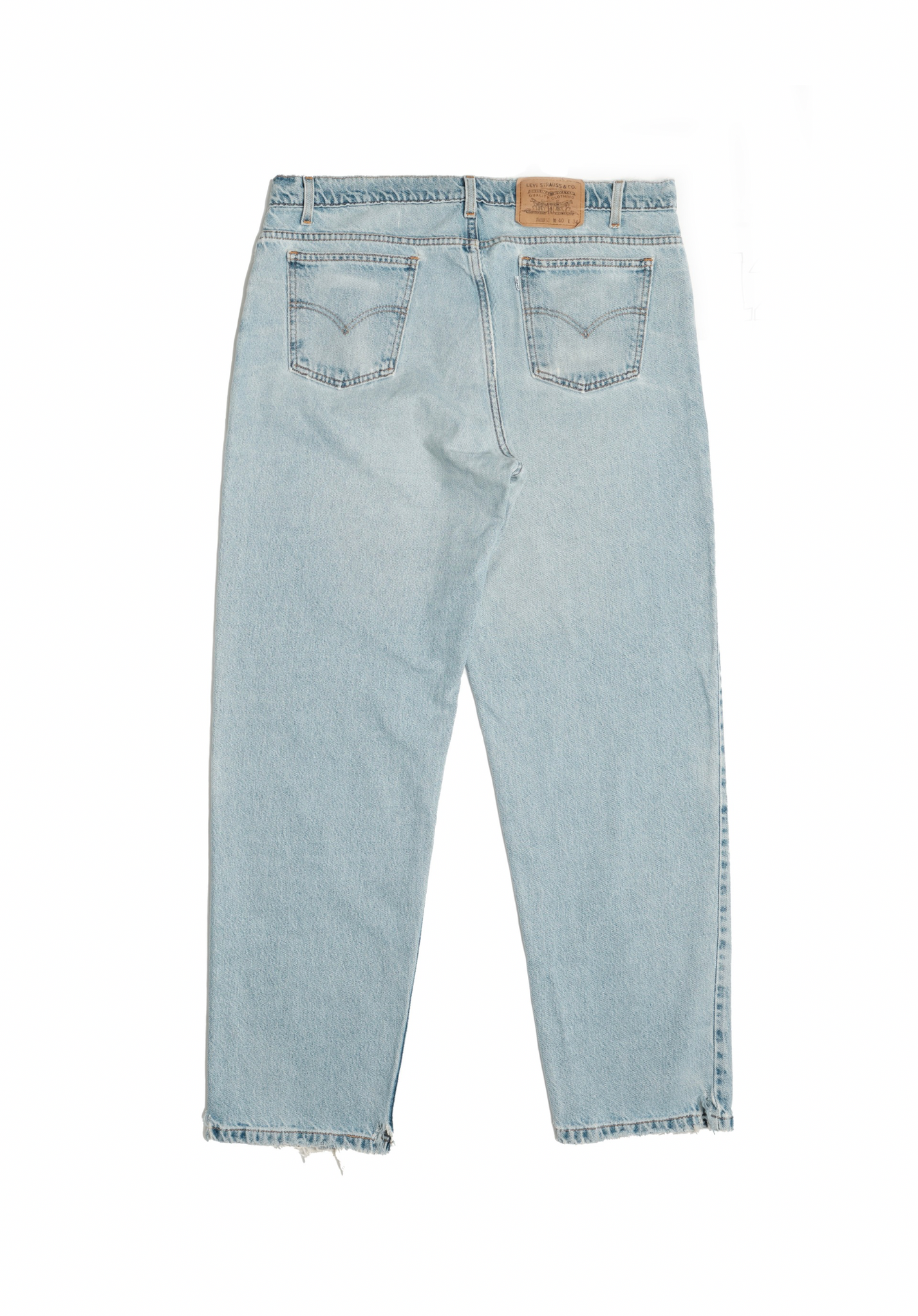 Vintage Levi’s • 38 mens / 36 wmns