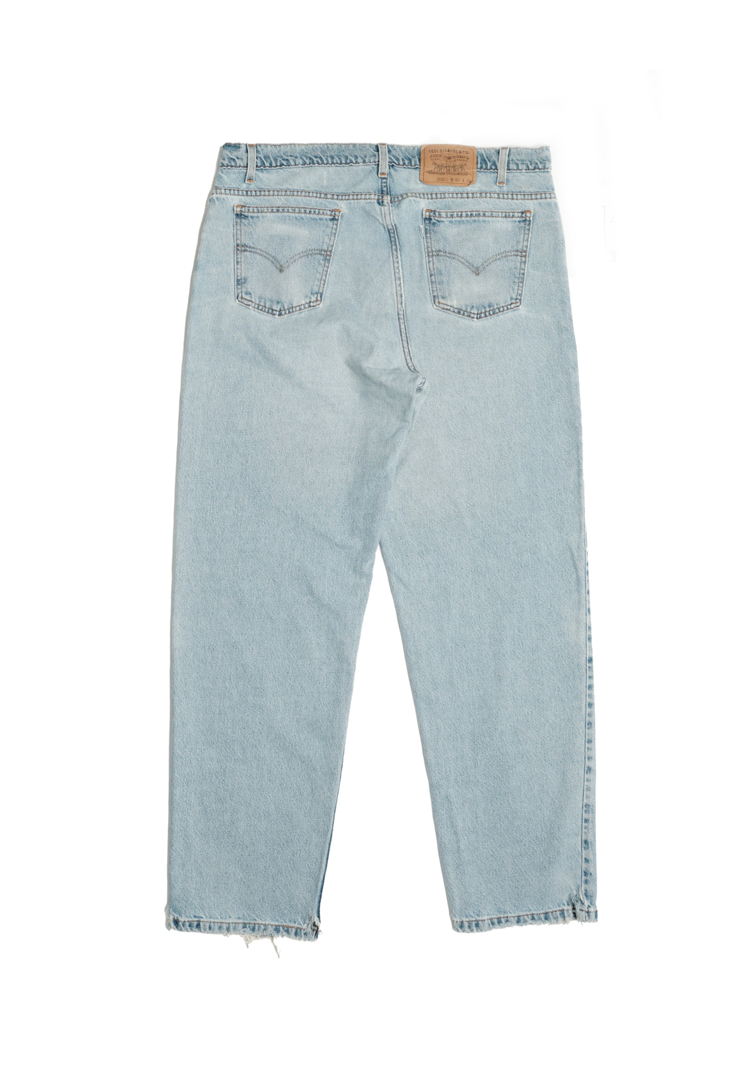 Vintage Levi’s • 38 mens / 36 wmns