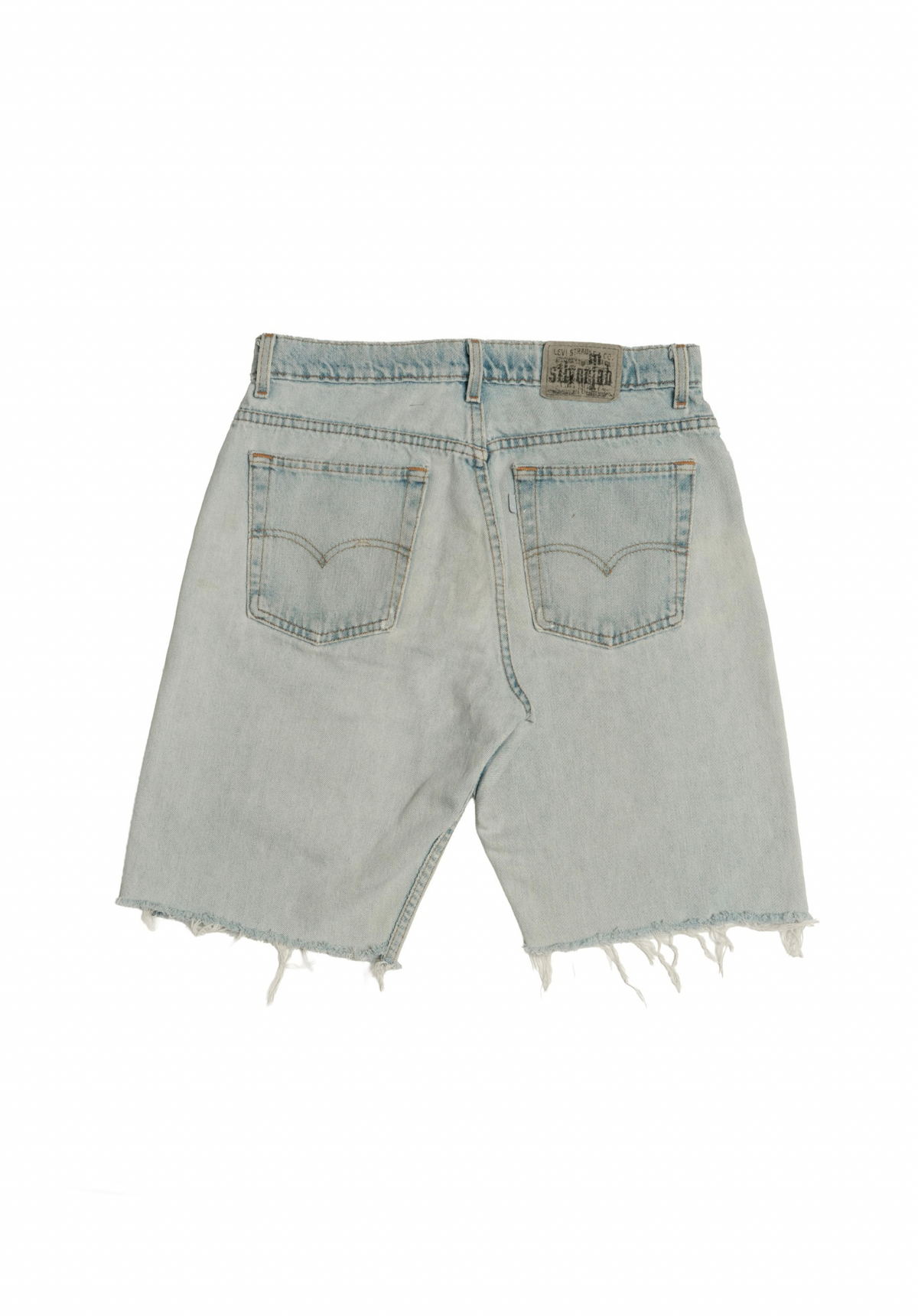 Vintage Levi’s Shorts • 32 mens / 30 wmns