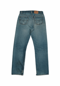 Vintage Levi’s • 33 mens / 31 wmns