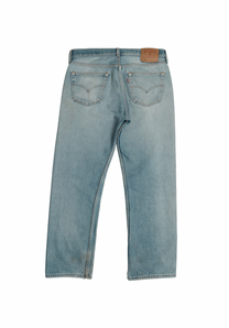 Vintage Levi’s • 33 mens / 31 wmns
