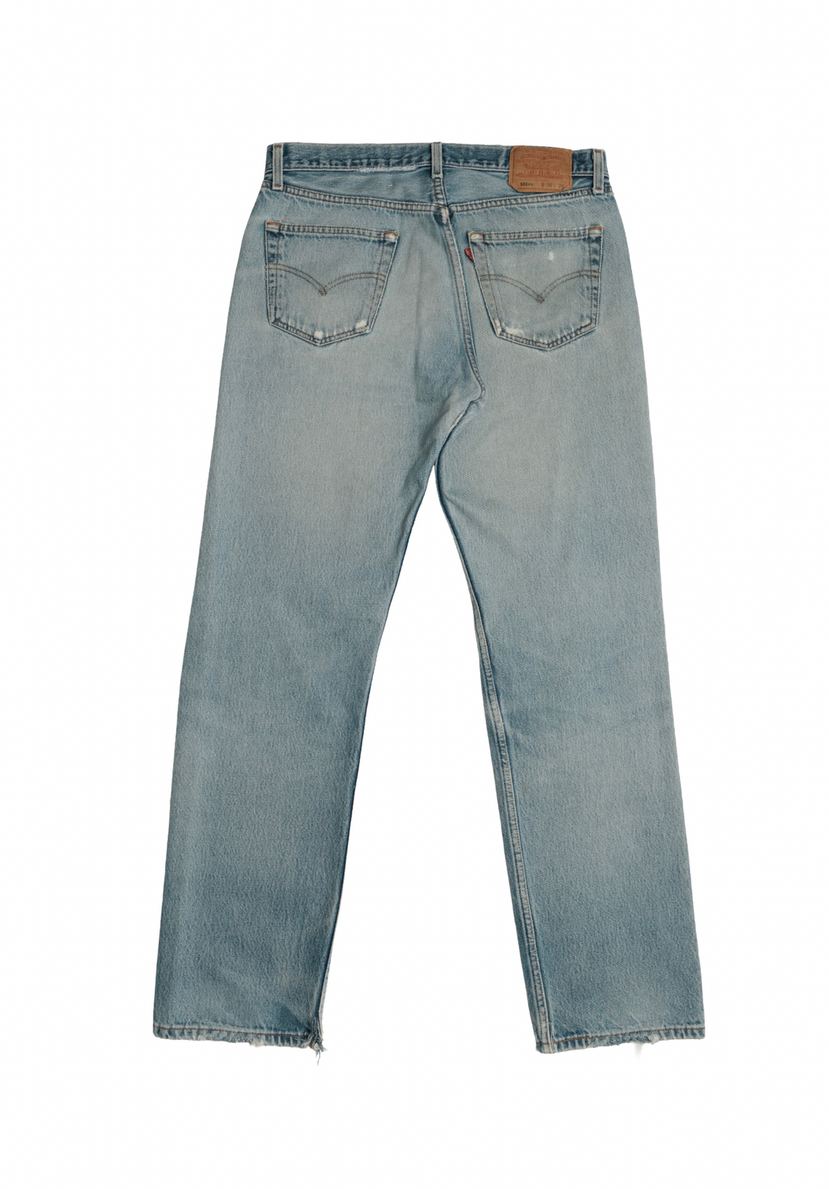 Vintage Levi’s • 33 mens / 31 wmns