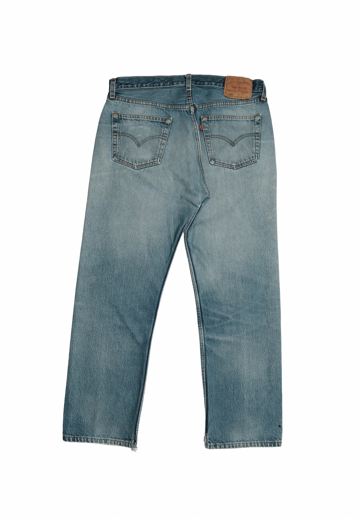 Vintage Levi’s • 34 mens / 32 wmns