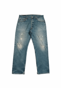 Vintage Levi’s • 34 mens / 32 wmns