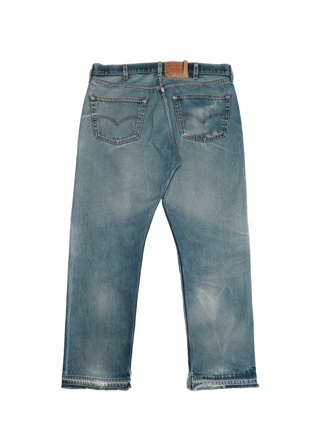 Vintage Levi’s • 38 mens / 36 wmns