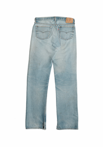 Vintage Levi’s • 33 mens / 31 wmns