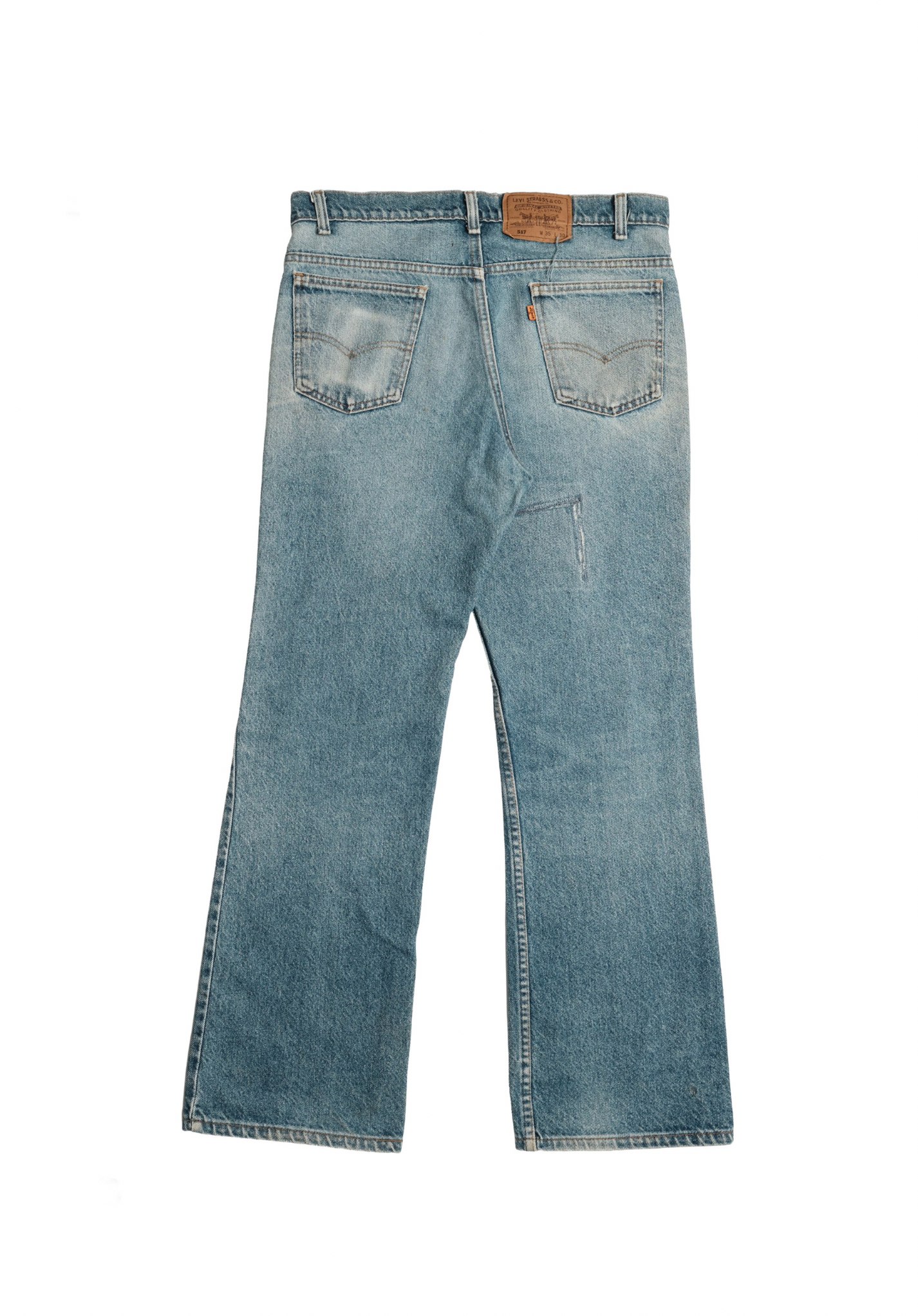 Vintage Levi’s • 33 mens / 31 wmns