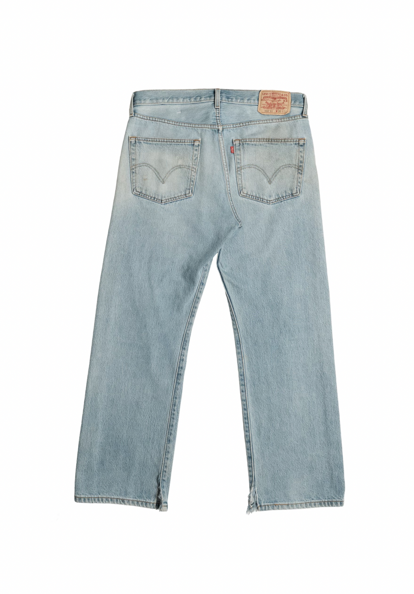 Vintage Levi’s • 34 mens / 32 wmns