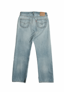Vintage Levi’s • 33 mens / 31 wmns