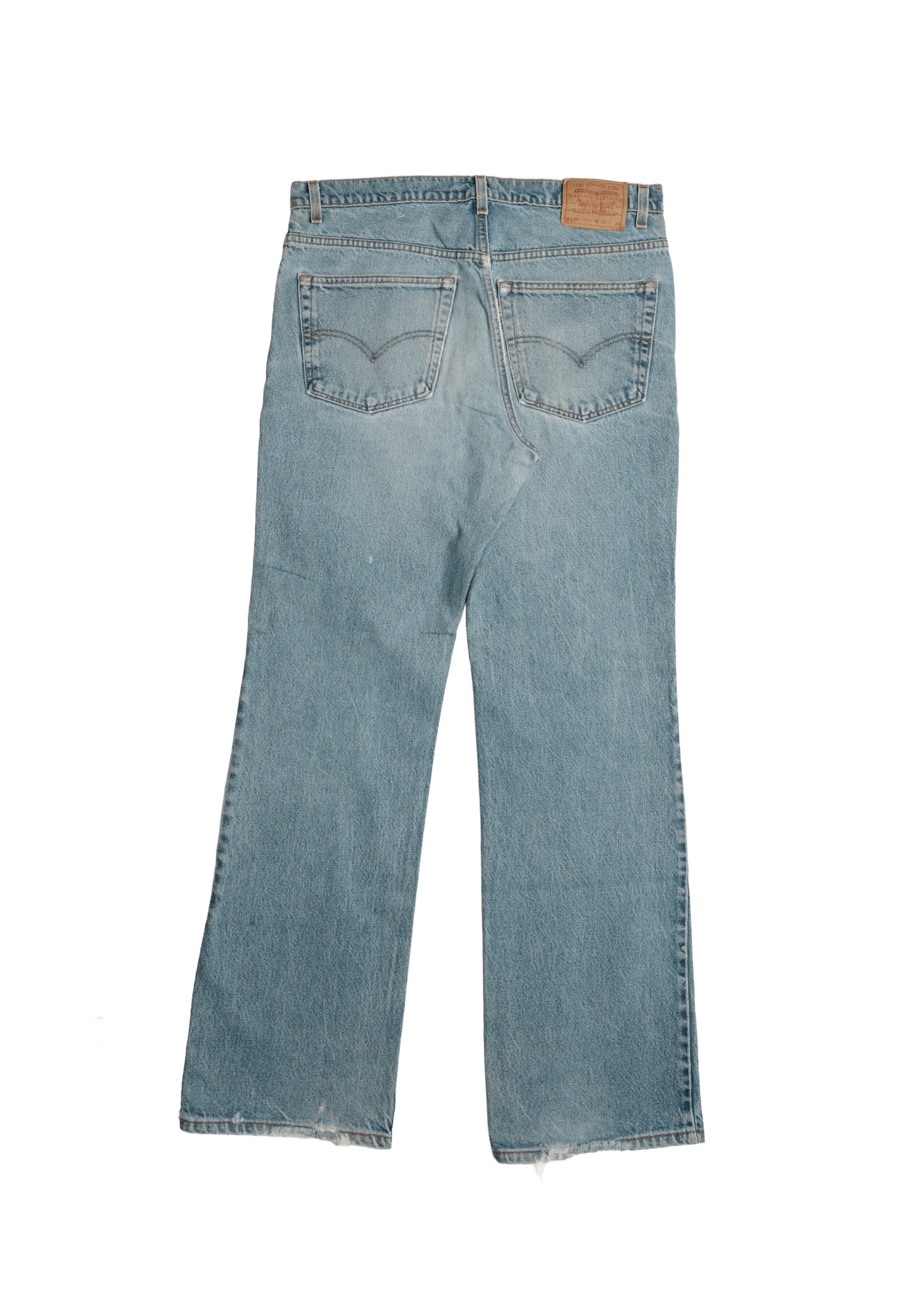 Vintage Levi’s • 36 mens / 34 wmns