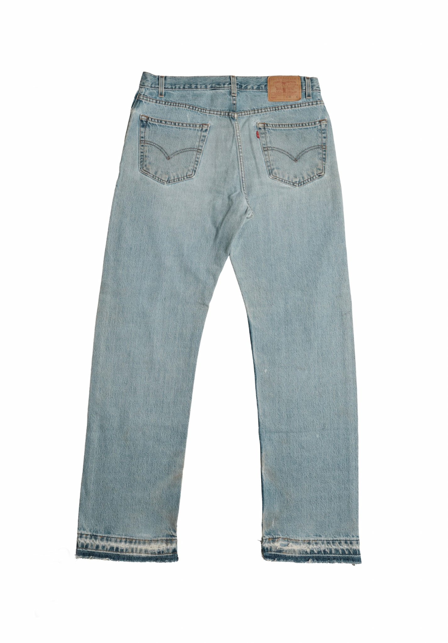 Vintage Levi’s • 34 mens / 32 wmns