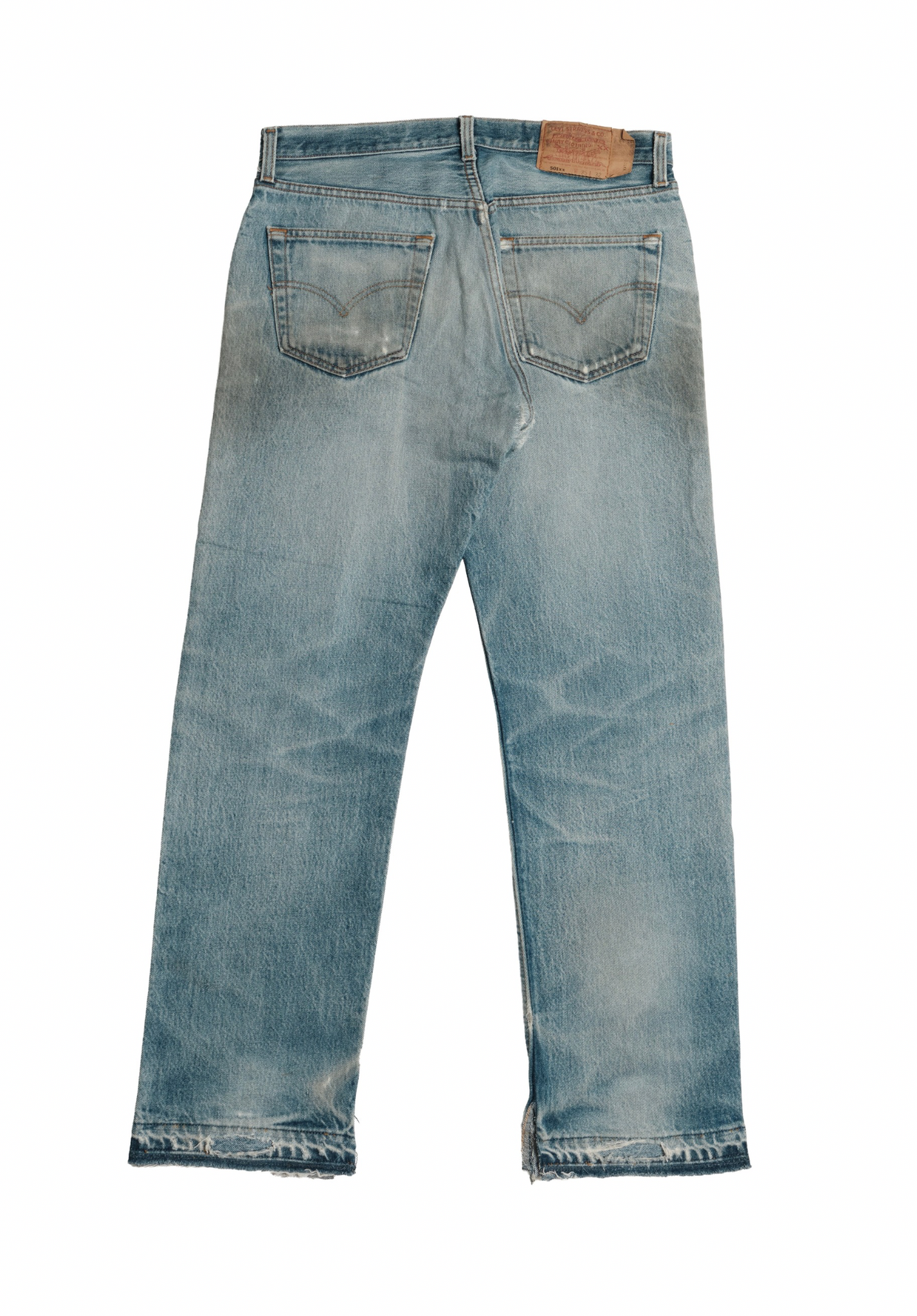 Vintage Levi’s • 34 mens / 32 wmns