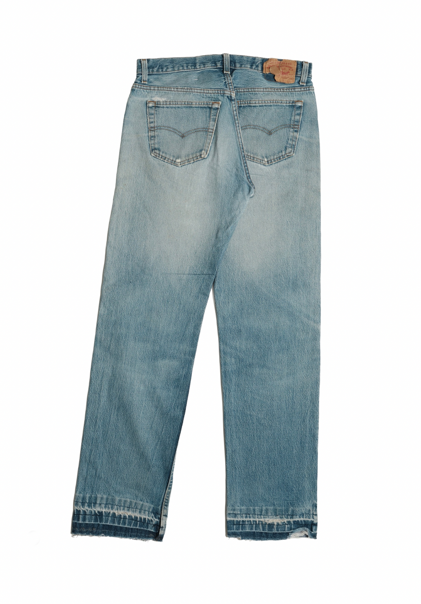 Vintage Levi’s • 32 mens / 30 wmns