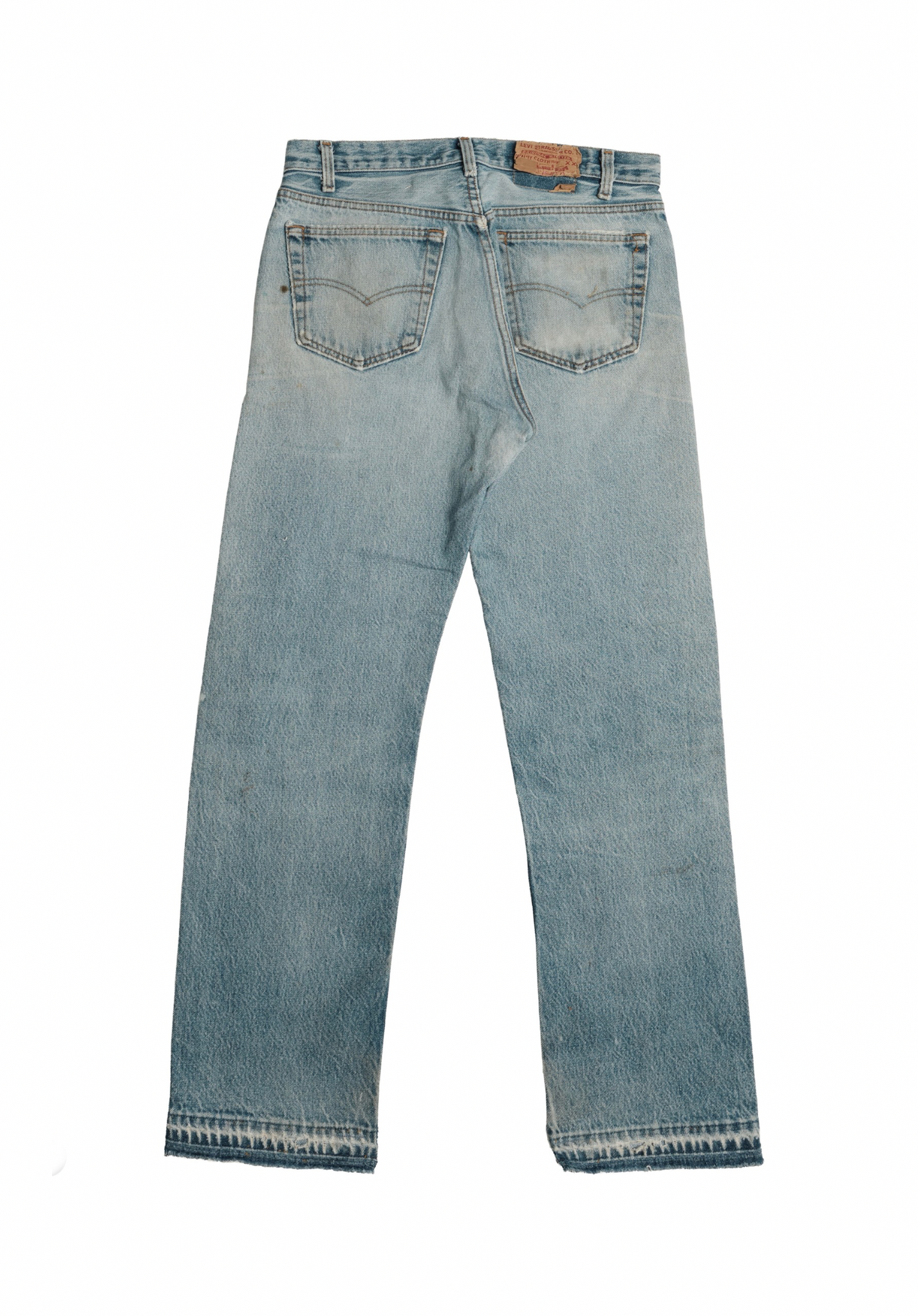 Vintage Levi’s • 31 mens / 29 wmns