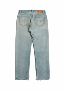 Vintage Levi’s • 32 mens / 30 wmns