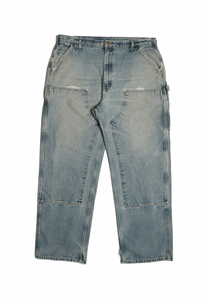 Vintage Carhartt Jeans • 38 mens / 36 wmns