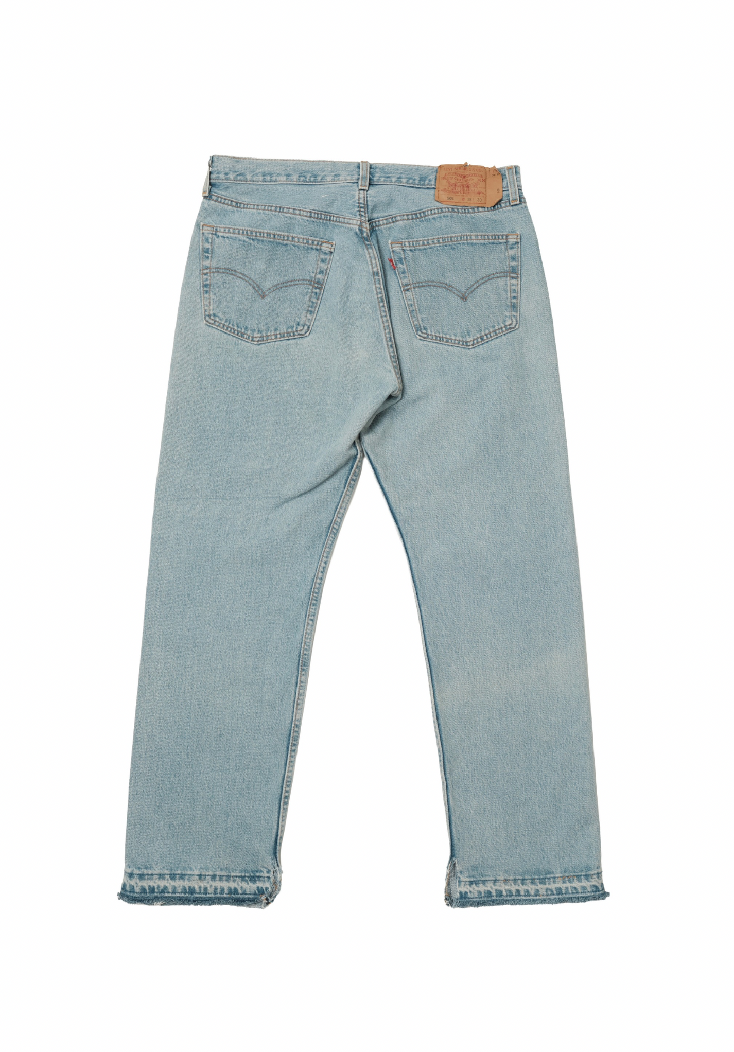 Vintage Levi’s • 34 mens / 32 wmns