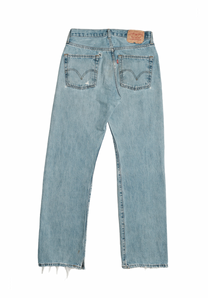 Vintage Levi’s • 31 mens / 29 wmns