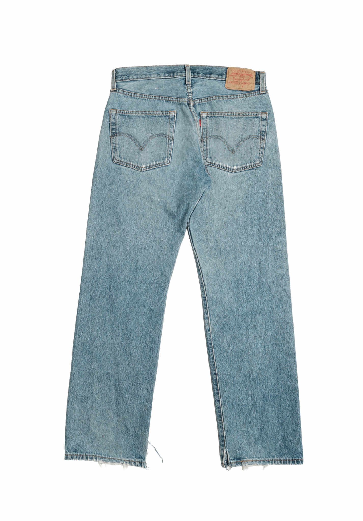 Vintage Levi’s • 32 mens / 30 wmns