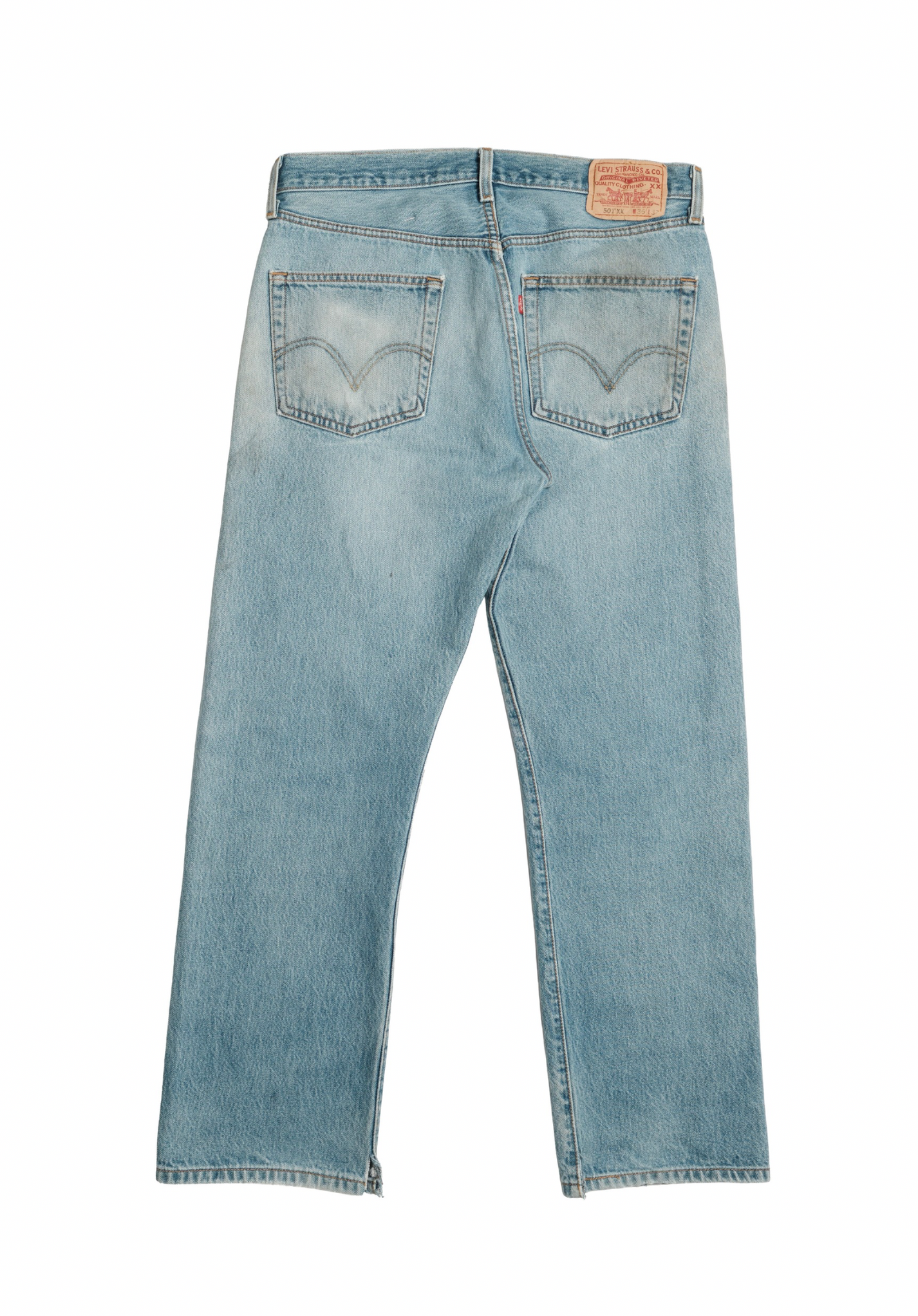 Vintage Levi’s • 34 mens / 32 wmns