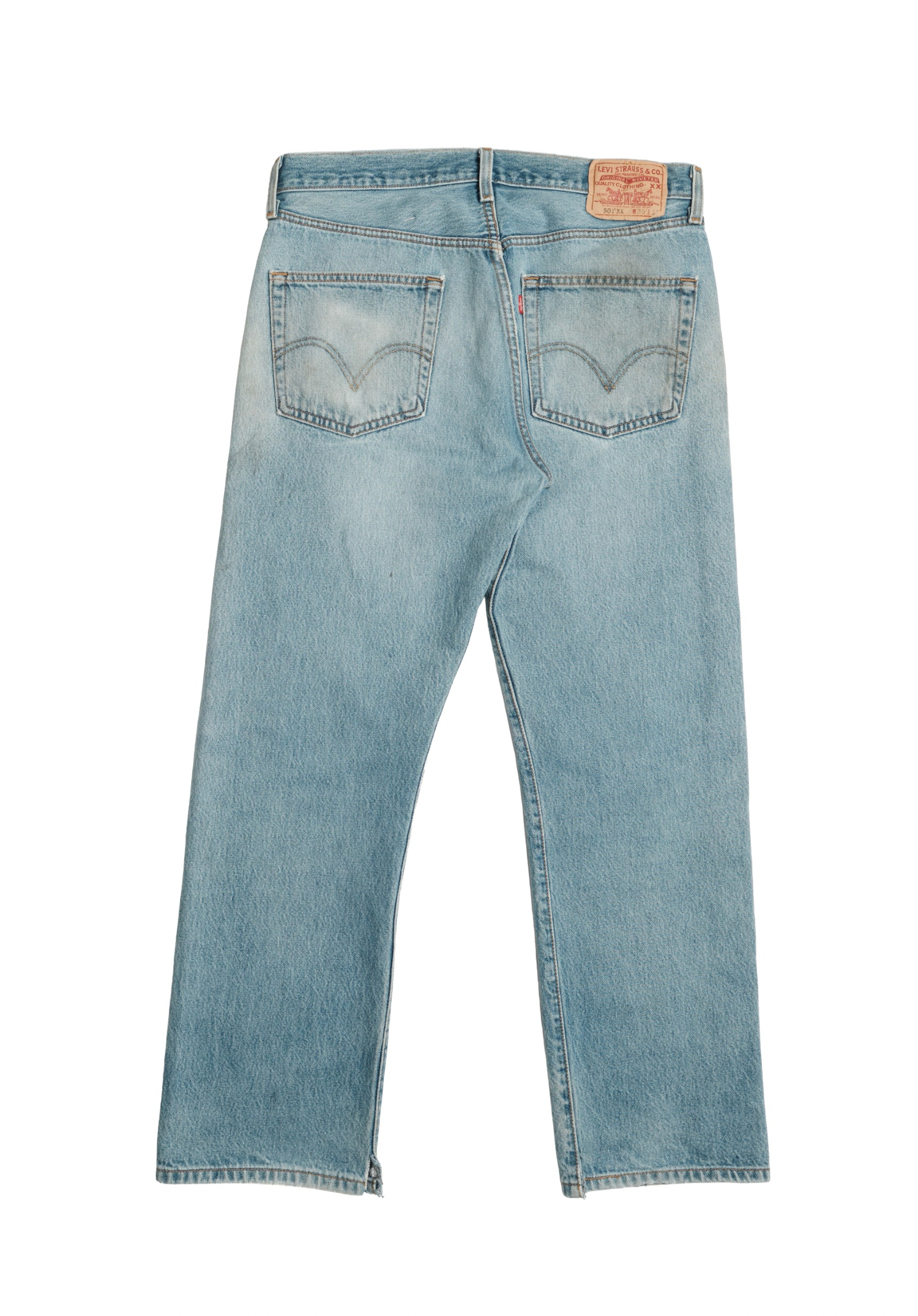 Vintage Levi’s • 34 mens / 32 wmns