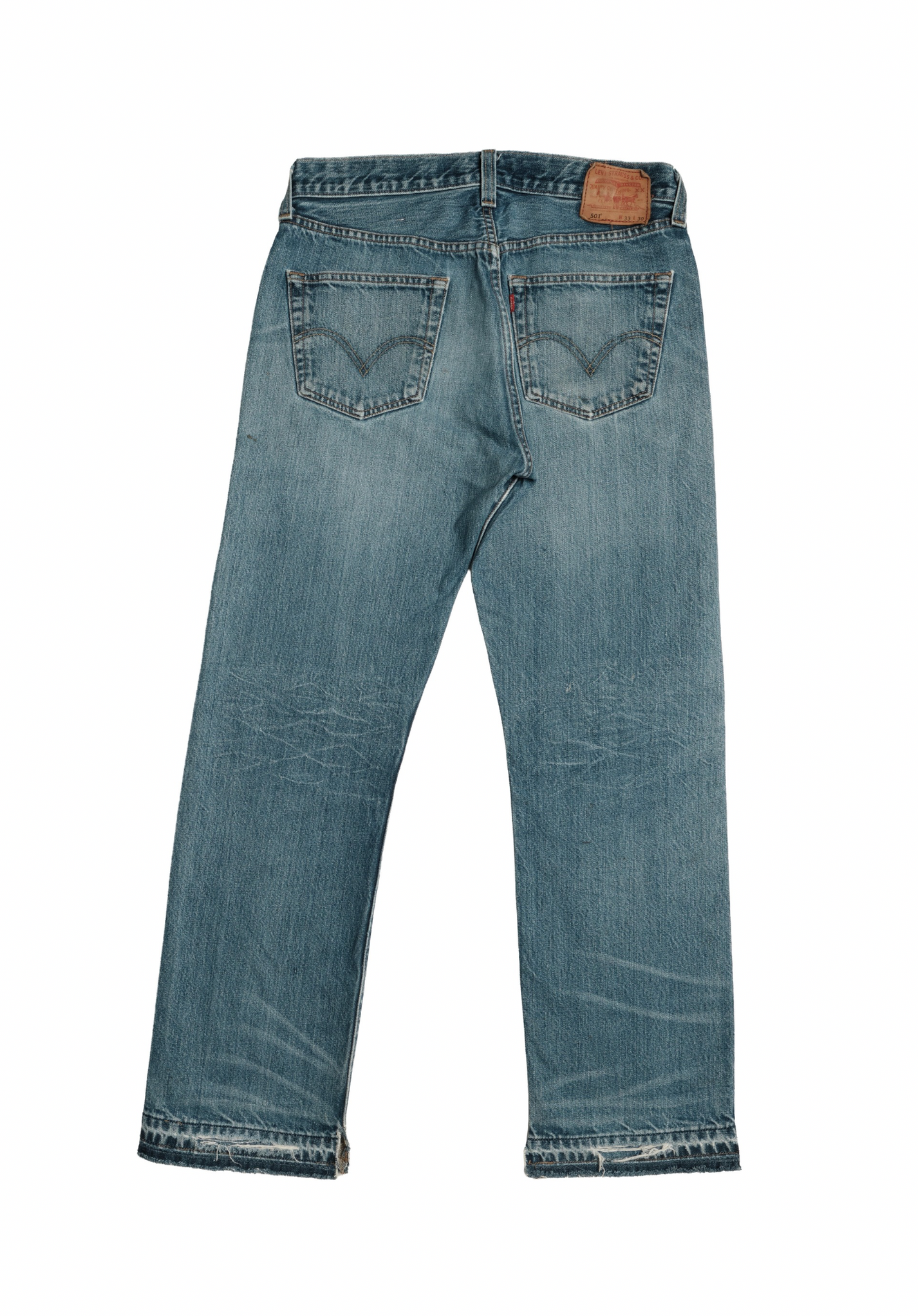 Vintage Levi’s • 31 mens / 29 wmns