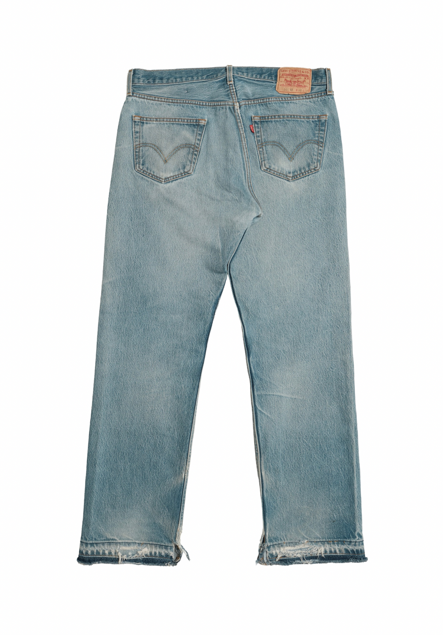 Vintage Levi’s • 36 mens / 34 wmns